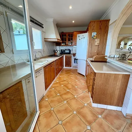 Compartida Con Entrada Independiente Хавеа